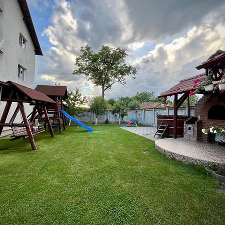 La Mateo Hotell Călimăneşti Eksteriør bilde