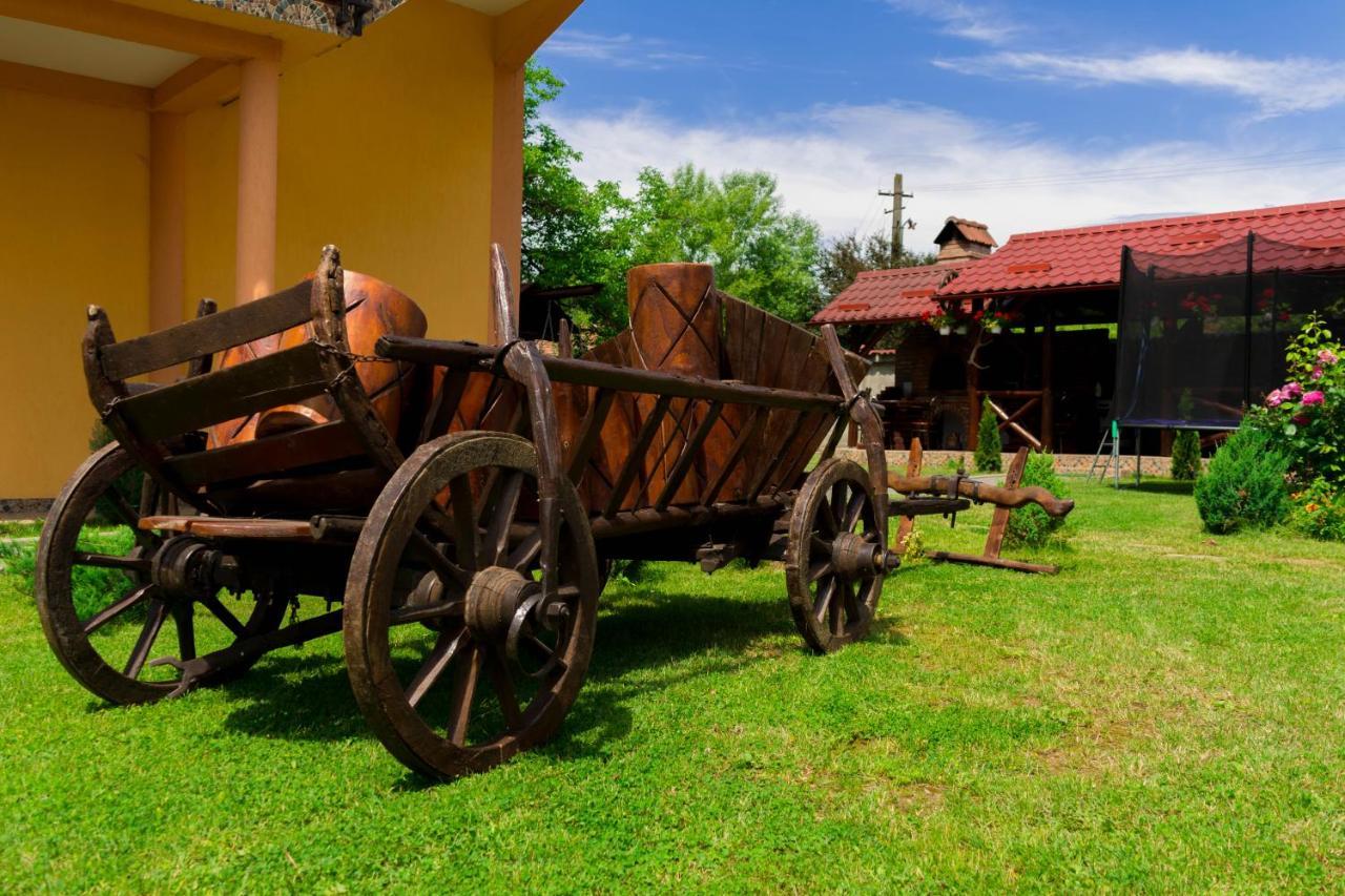 La Mateo Hotell Călimăneşti Eksteriør bilde