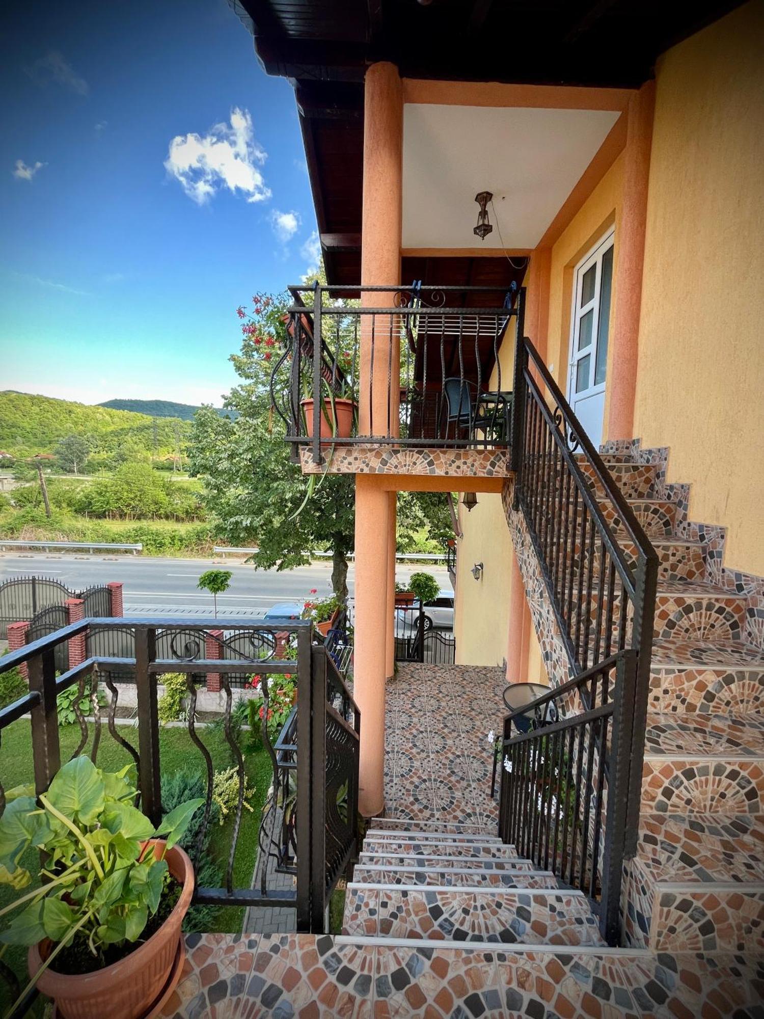 La Mateo Hotell Călimăneşti Eksteriør bilde